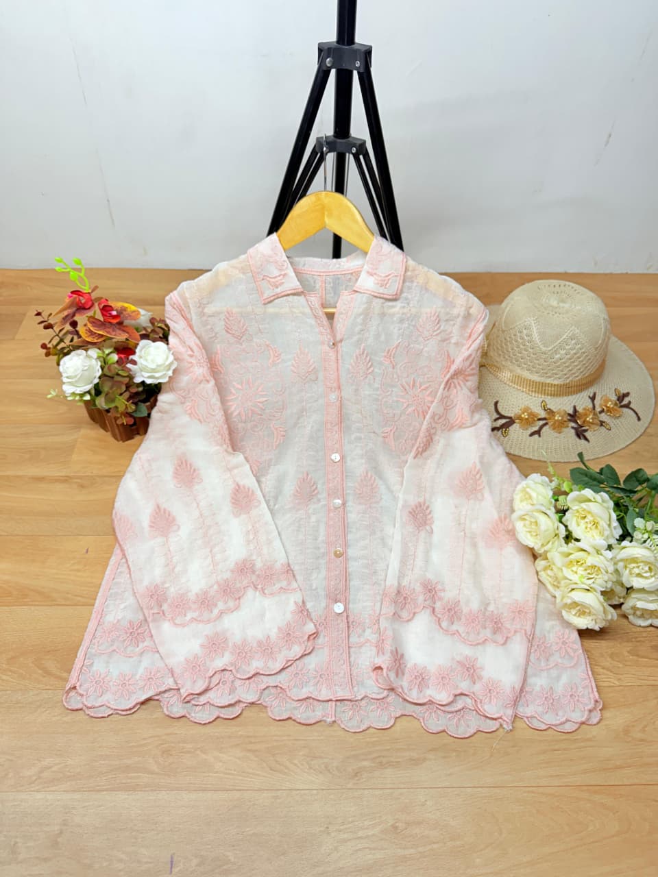 Pink Leaves Folkshirt